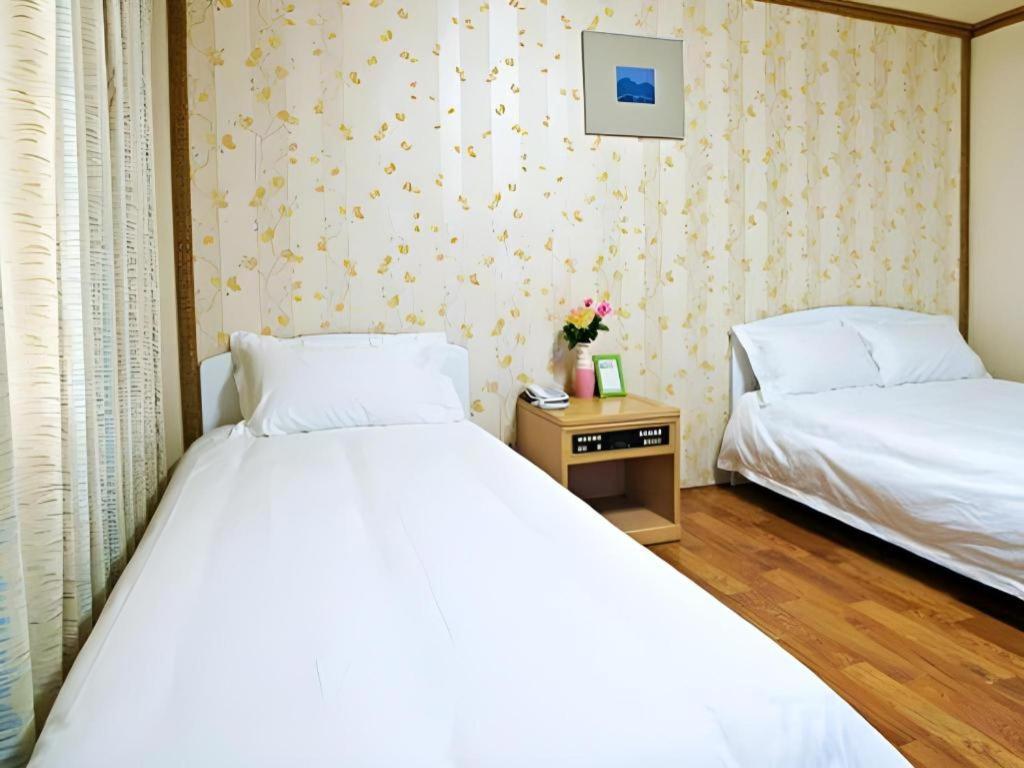 ג'גו Emerald Hotel מראה חיצוני תמונה