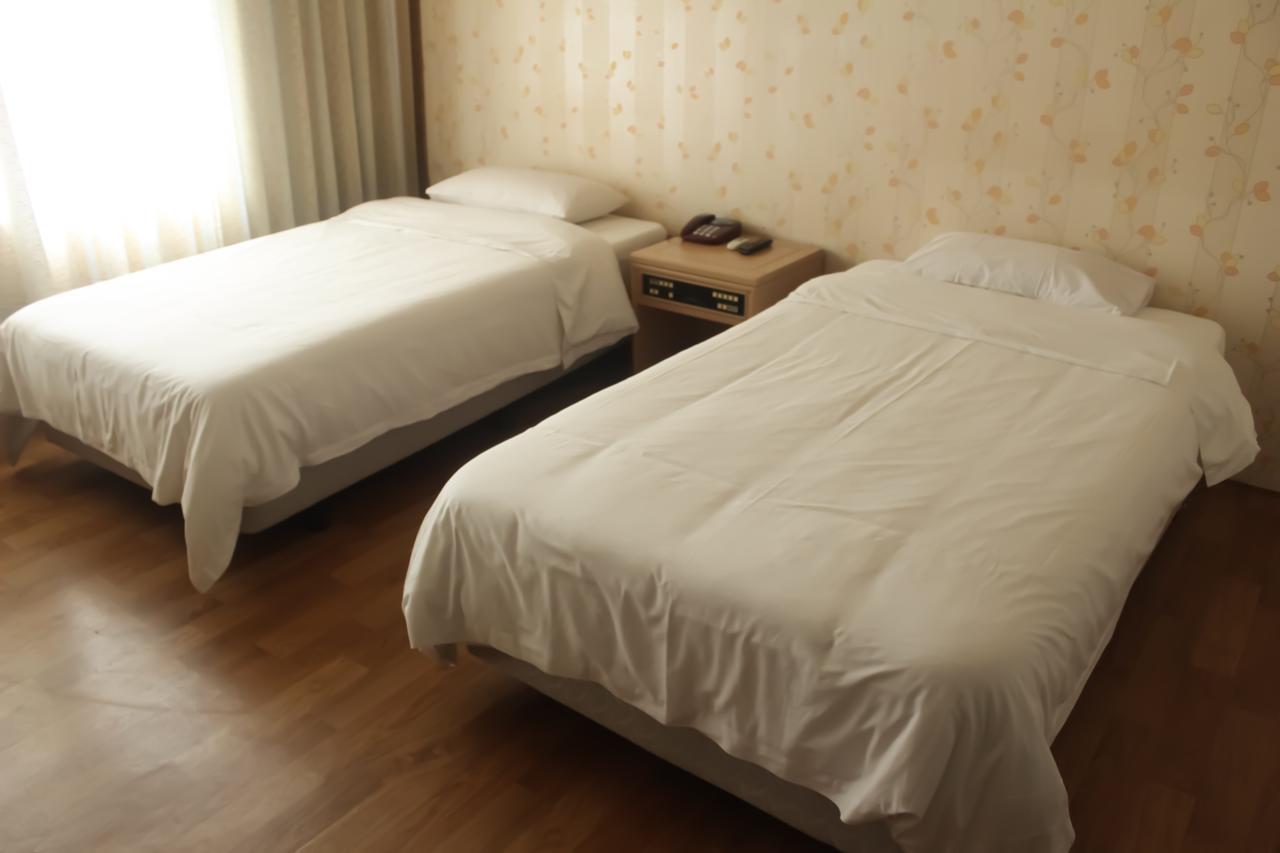 ג'גו Emerald Hotel מראה חיצוני תמונה
