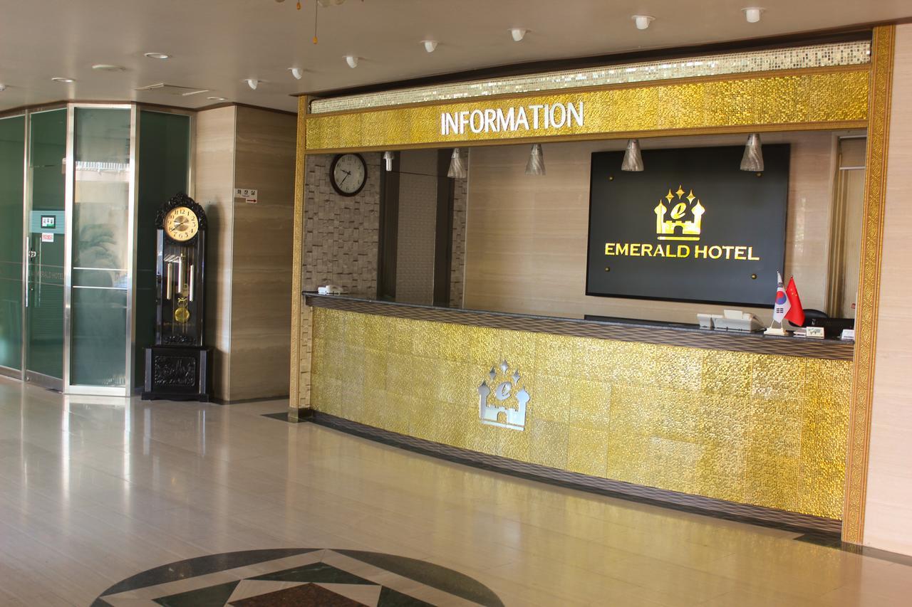 ג'גו Emerald Hotel מראה חיצוני תמונה