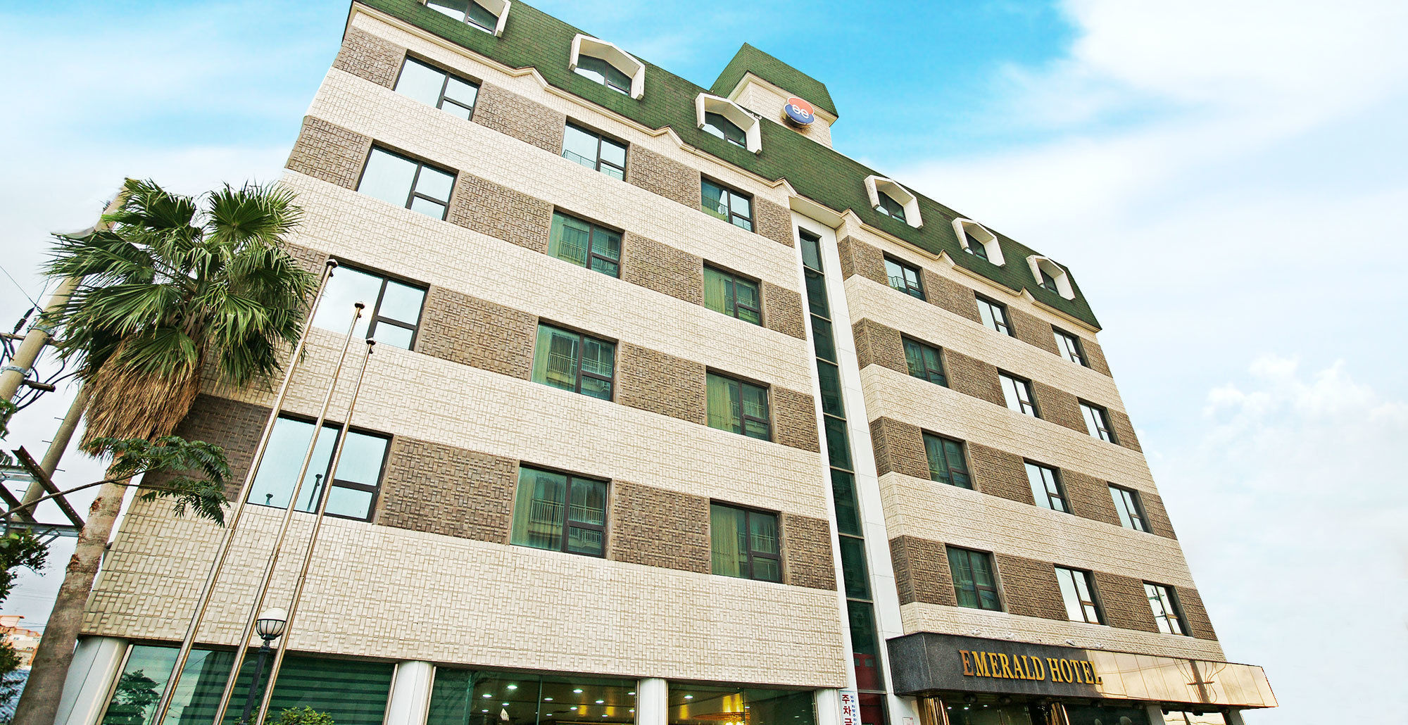 ג'גו Emerald Hotel מראה חיצוני תמונה
